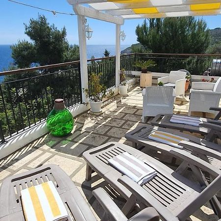 Casa Vacanze "Il Carrubo" Gagliano del Capo Kültér fotó