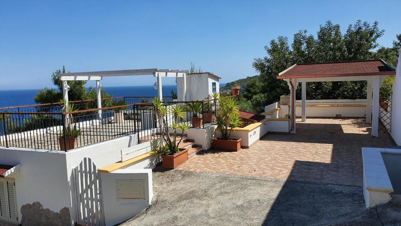 Casa Vacanze "Il Carrubo" Gagliano del Capo Kültér fotó